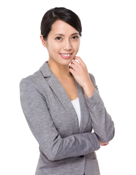 Asiática joven mujer de negocios en traje de negocios — Foto de Stock