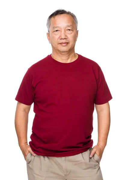 Asiatiska gubbe i röd t-shirt — Stockfoto