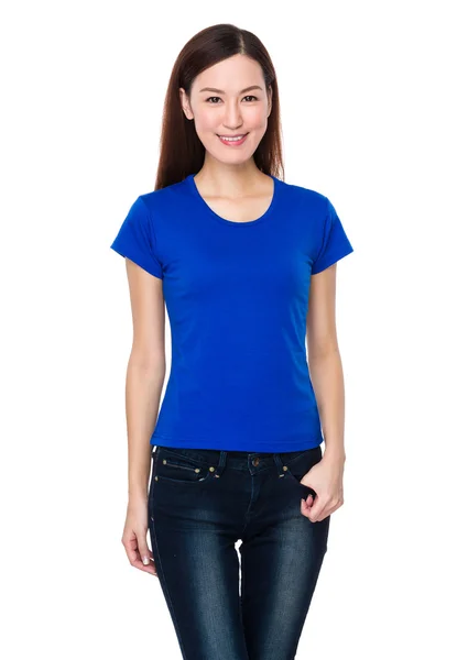 Young asian woman in blue t-shirt — Stock Photo, Image