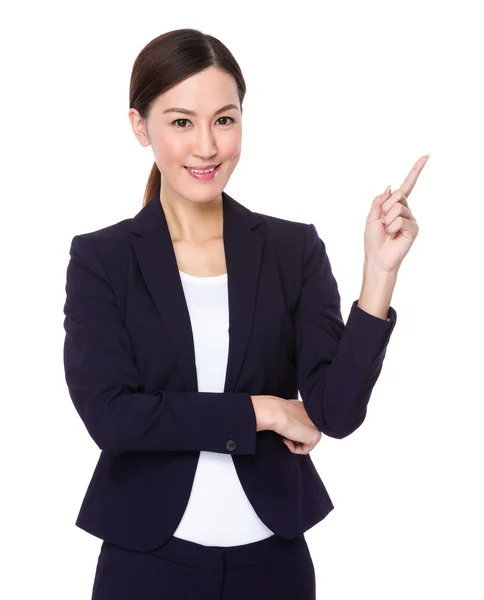 Young asian businesswoman in business suit — Stock Photo, Image