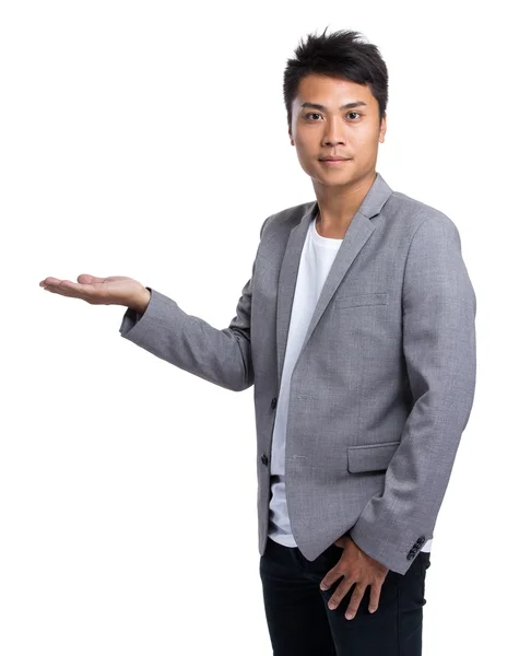 Азіатський красивий бізнесмен в сірій куртці — стокове фото