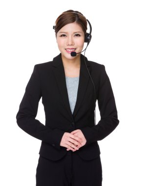Asyalı kadın Müşteri Hizmetleri Yardımcısı