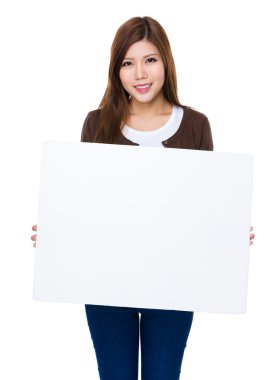 Asya genç kadın kahverengi hırka