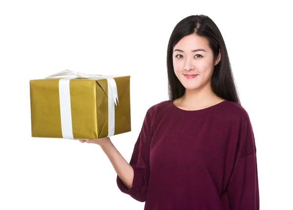 Young asian woman in red t-shirt — Stock Photo, Image