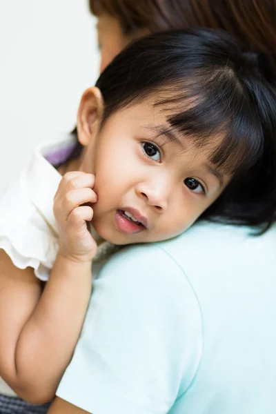 Sevimli küçük Asya bebek kız — Stok fotoğraf