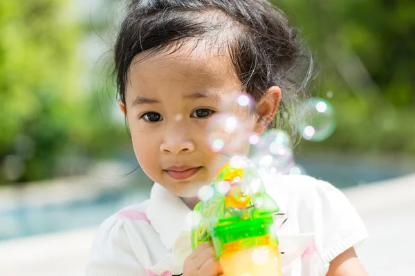 Милая маленькая азиатская малышка — стоковое фото