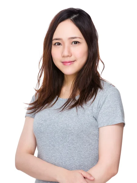 Szürke póló-ázsiai fiatal nő — Stock Fotó