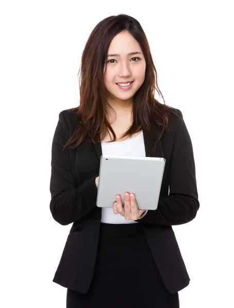 Asiática joven mujer de negocios en traje de negocios — Foto de Stock