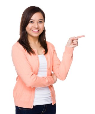 Asyalı kadın parmağı ile işaret