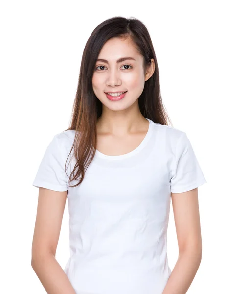 Asiatico giovane donna in bianco t-shirt — Foto Stock