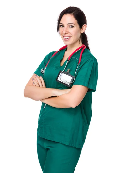 Doktor Kavkazský žena v zelené uniformě — Stock fotografie