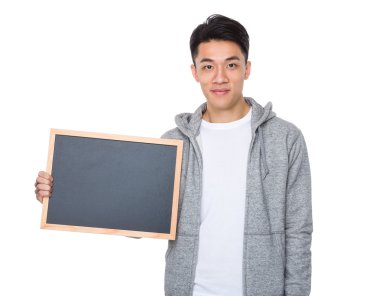 gri kapşonlu Asya yakışıklı adam