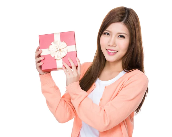 Asijská dívka v růžový svetr — Stock fotografie