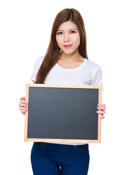 Mujer joven asiática en camiseta blanca —  Fotos de Stock