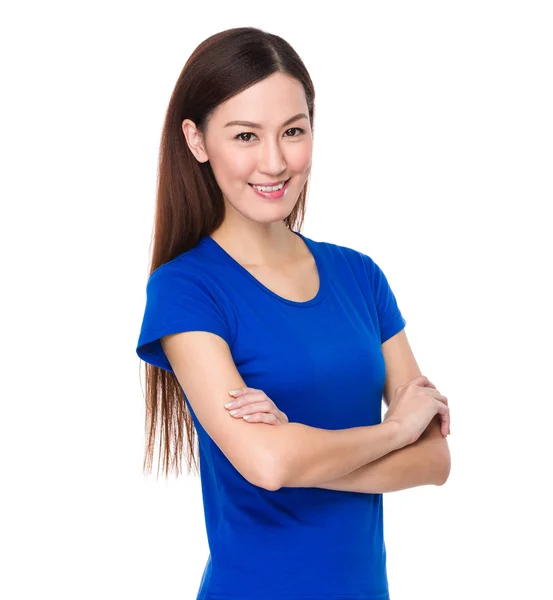 Asiático jovem mulher em azul t-shirt — Fotografia de Stock