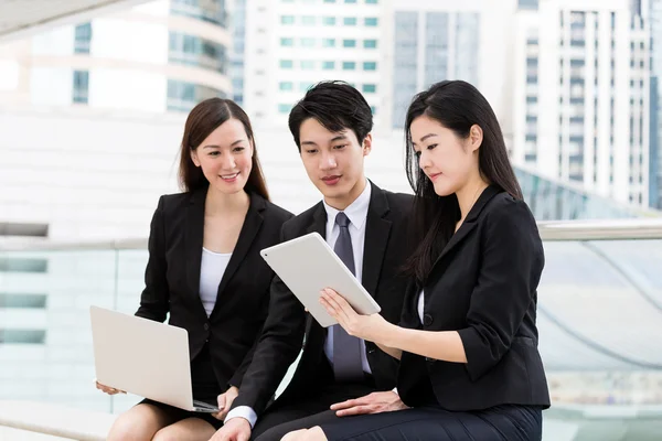 Business people discuss about the project planning — Stock Photo, Image