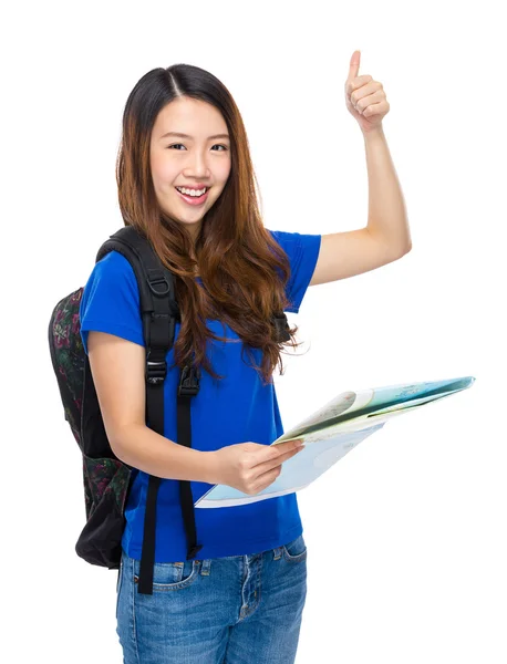 Asiatische junge Frau im blauen T-Shirt — Stockfoto