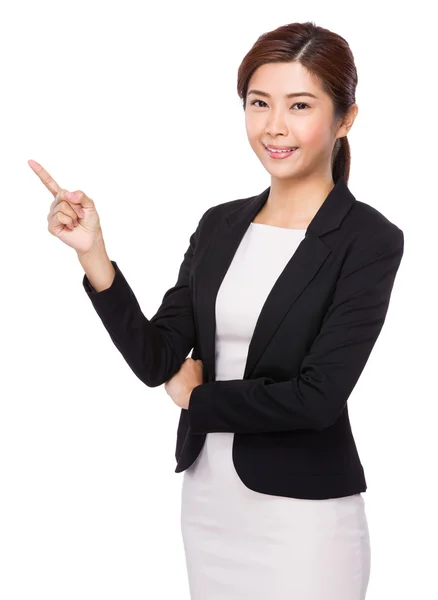 Giovane donna d'affari asiatica in abito da lavoro — Foto Stock