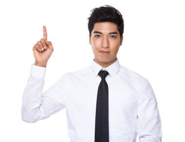 Beyaz gömlekli Asya yakışıklı işadamı