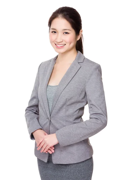 Jeune femme d'affaires asiatique en costume d'affaires — Photo