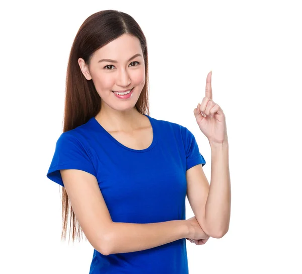 Asiático jovem mulher em azul t-shirt — Fotografia de Stock