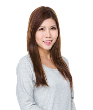 gri süveterli Asyalı genç kadın