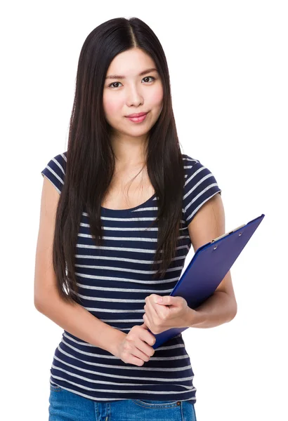 Asiatique jeune femme en t-shirt rayé — Photo
