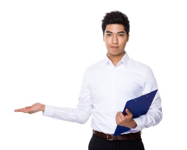 Asya genç iş adamı beyaz gömlek