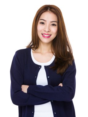 Genç Asyalı kadın mavi hırka