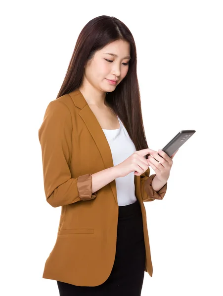 Young asian businesswoman in business suit — Stock Photo, Image