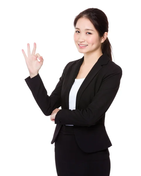 Joven asiática mujer de negocios traje — Foto de Stock