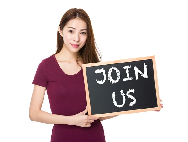 Asian woman in red t-shirt with blackboard — Stock Photo, Image