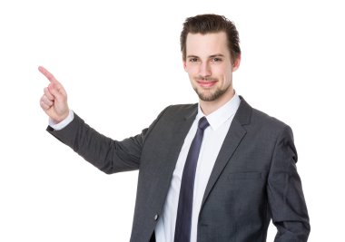 İş takım elbiseli genç yakışıklı işadamı