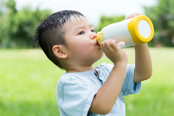 Cute Asian little boy — Stock Photo, Image