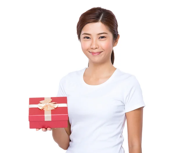 Asian young woman in white t-shirt — Stock Photo, Image