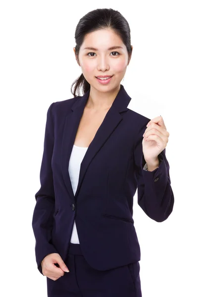 在商务套装的年轻亚洲女商人 — 图库照片