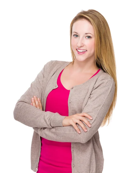 Jovem mulher em casaco de lã e camiseta rosa — Fotografia de Stock