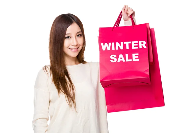 Asian woman with shopping bags — Stock Photo, Image