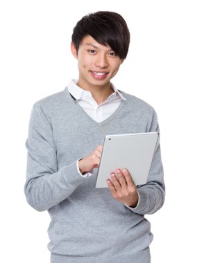 Asya genç işadamı olarak gri jumper