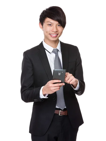 Junger hübscher Geschäftsmann im Business-Anzug — Stockfoto