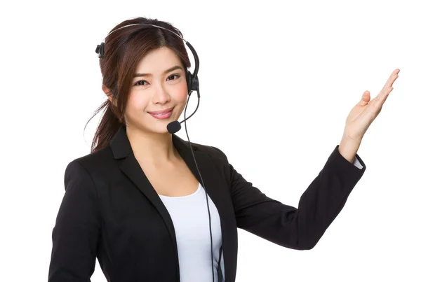 Businesswoman showing something — Stock Photo, Image