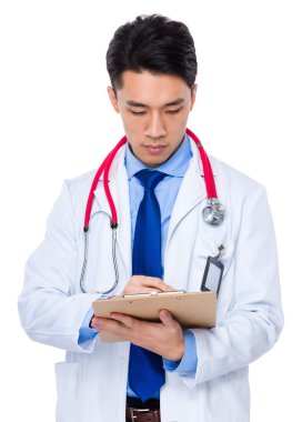 Doktor alarak not panosuna