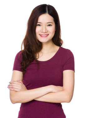 Asyalı kadın gülümsüyor