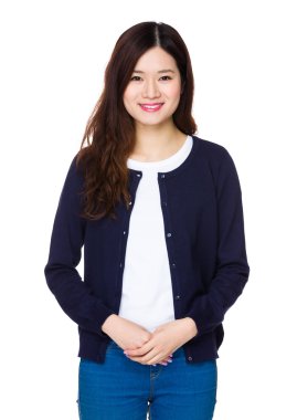 Gülümseyen genç kadın