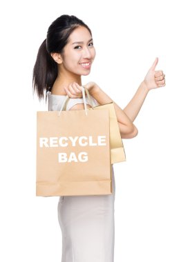 kadın holding Çantalar