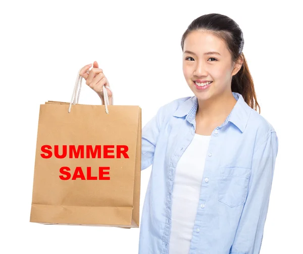 Asian young woman with shopping bags — Stock Photo, Image