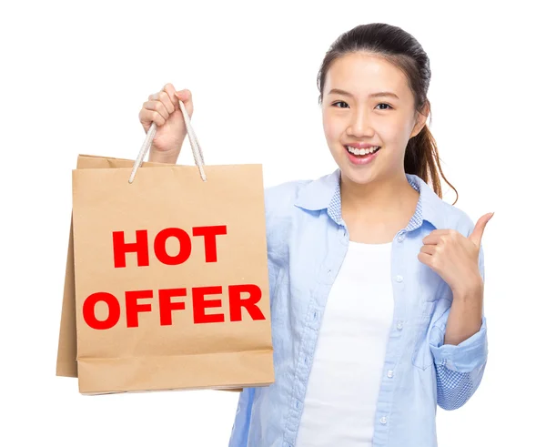 Asiatisk ung kvinde med indkøbsposer - Stock-foto