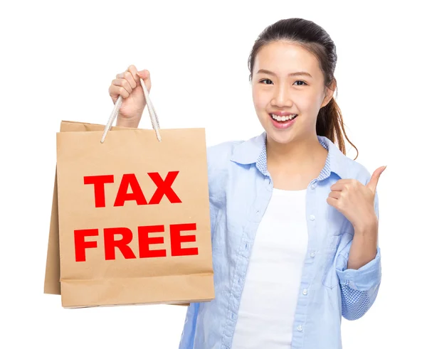 Asian young woman with shopping bags — Stock Photo, Image