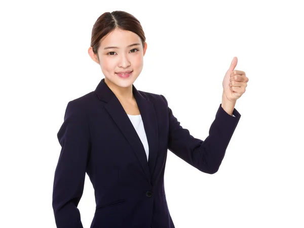 Asiática joven mujer de negocios en traje de negocios — Foto de Stock