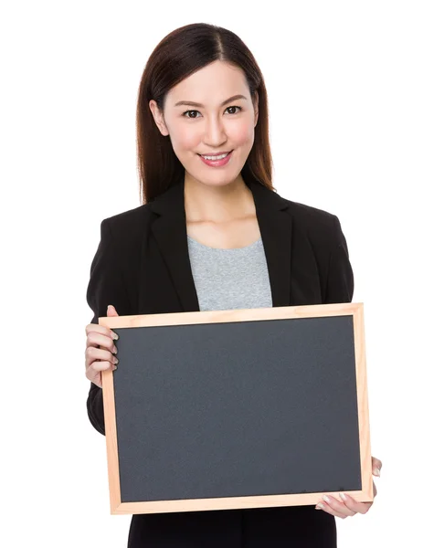 Asiática joven mujer de negocios en traje de negocios — Foto de Stock